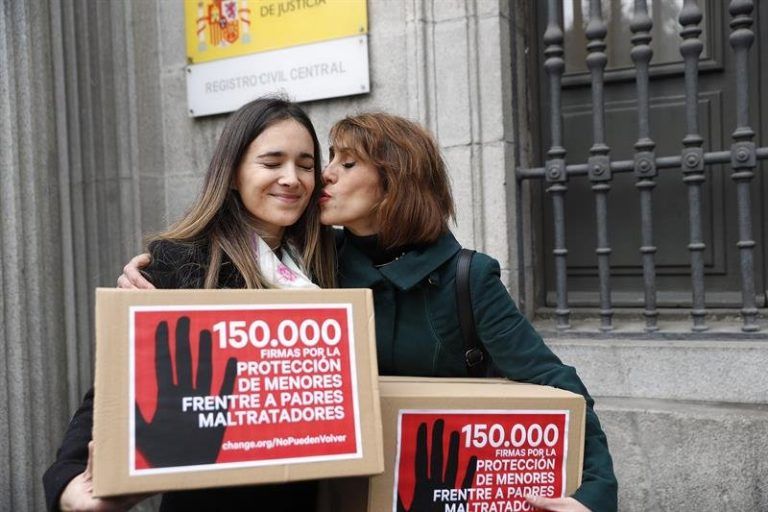 El PSOE pide buscar una salida en el caso de Juana Rivas «preservando el bienestar de los menores»