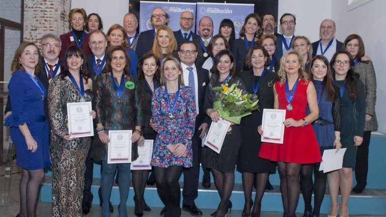 Entrega Medallas al Mérito Profesional en Mediación 2017