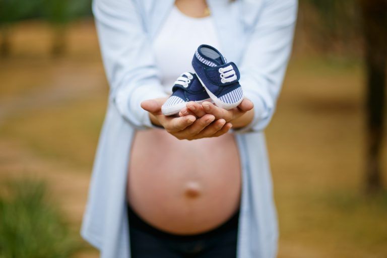 Las madres adolescentes no creen que su maternidad temprana sea necesariamente un indicador de riesgo de exclusión social